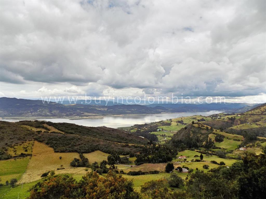 Houses for sale Guatavita - Buy in Colombia